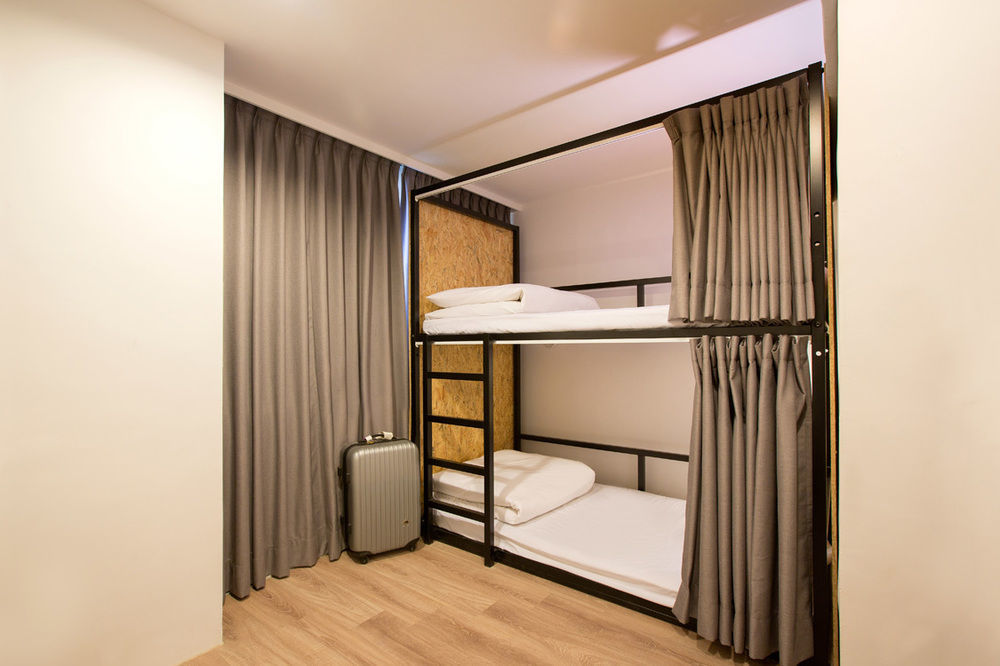 Light Hostel - Tainan Zewnętrze zdjęcie
