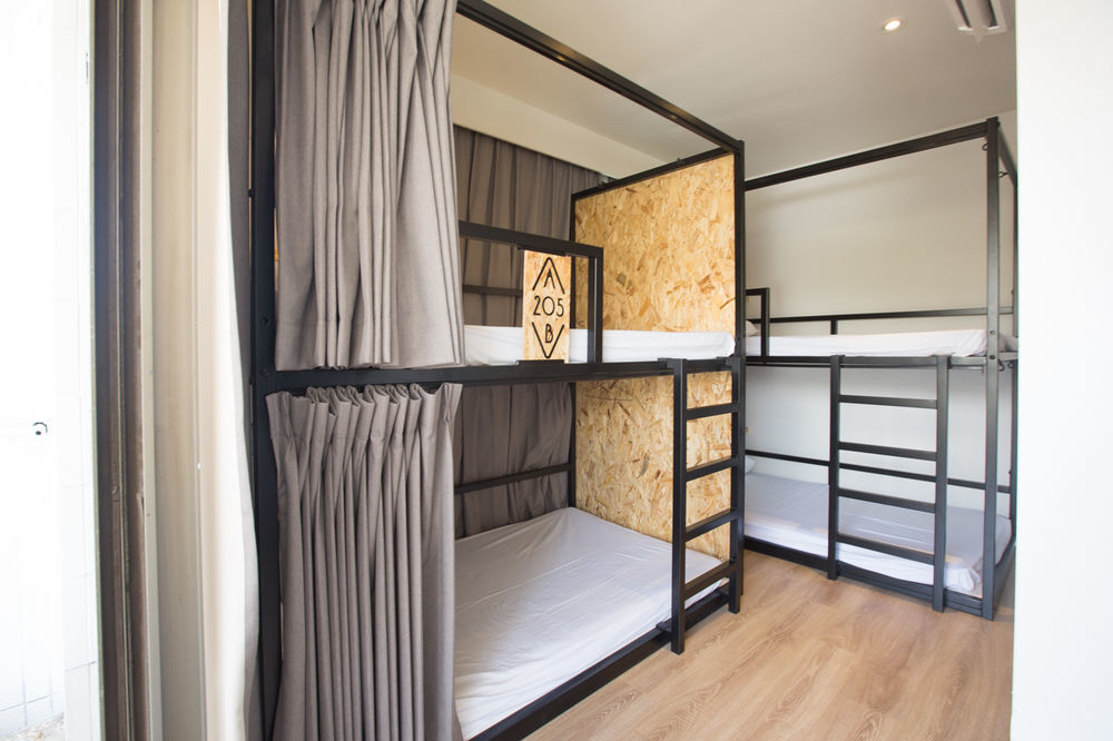Light Hostel - Tainan Zewnętrze zdjęcie